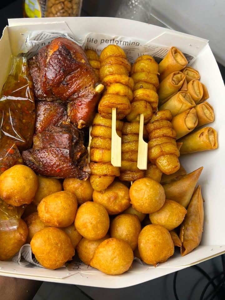 Samosas & Spring Rolls, design 3 by Anah Cakes