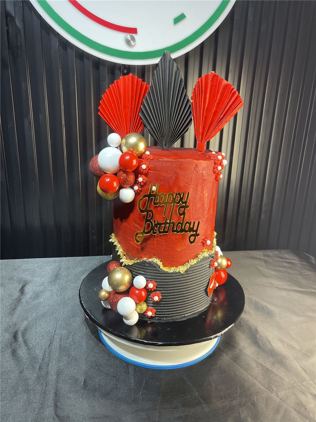 Custom Cakes, design 2 by Anah Cakes