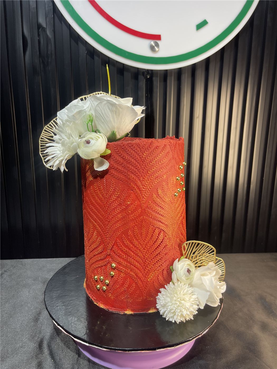 Custom Cakes, design 4 by Anah Cakes