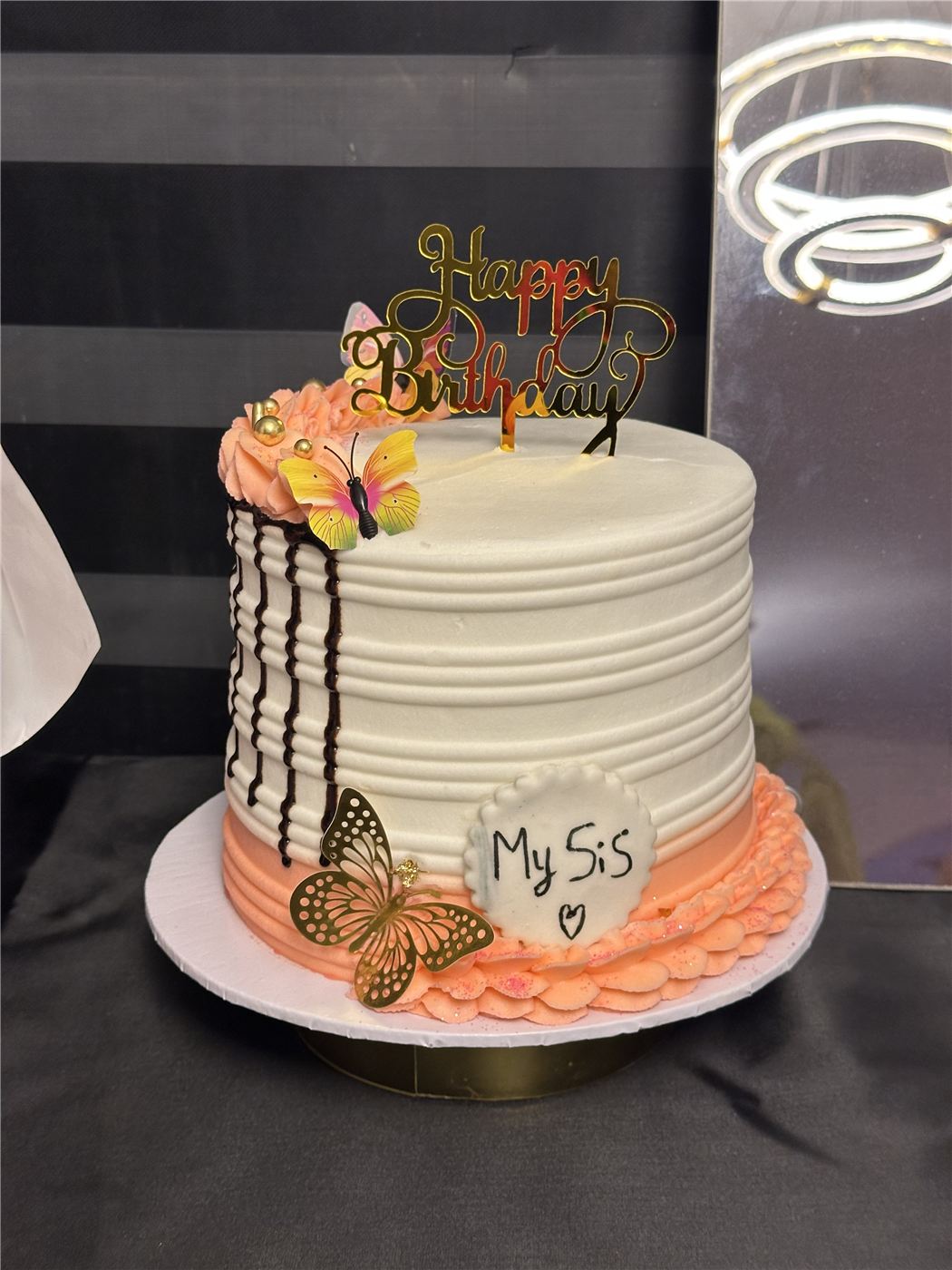 7 inch, 3 Layers, design 4 by Anah Cakes